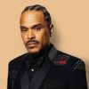 When Maxwell Sings, the Room Gets Softer
